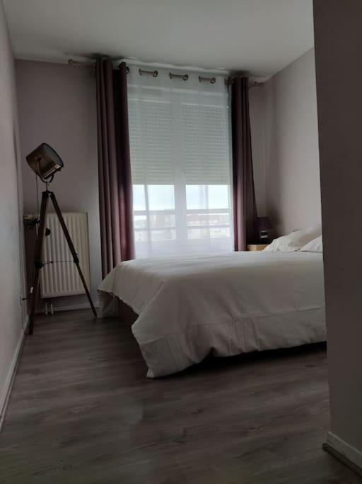App 5 Pers, Parking, 3Mn Rer A, 40 Mn Du Centre De Paris, Cergy Le Haut Daire Dış mekan fotoğraf