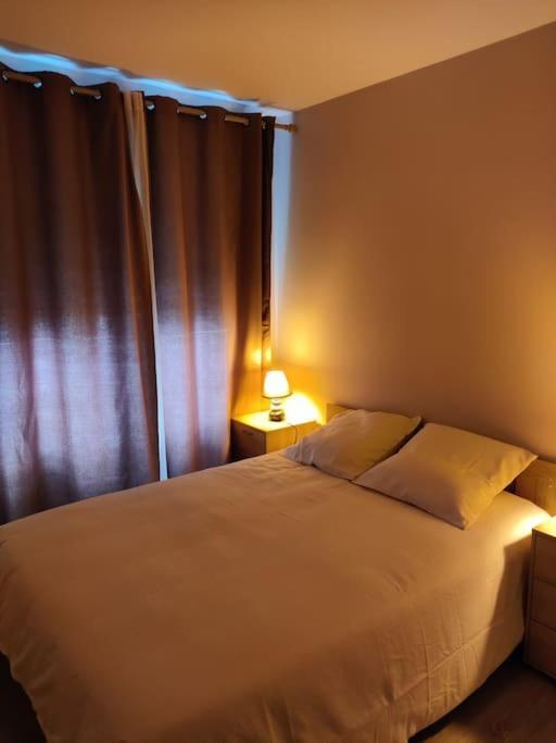 App 5 Pers, Parking, 3Mn Rer A, 40 Mn Du Centre De Paris, Cergy Le Haut Daire Dış mekan fotoğraf