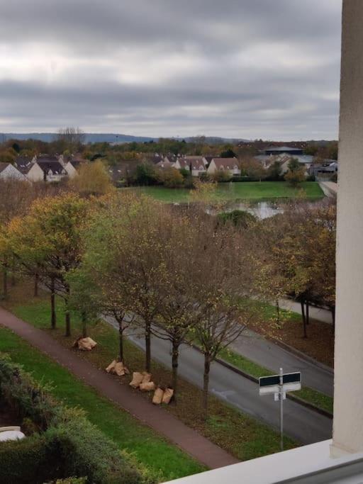 App 5 Pers, Parking, 3Mn Rer A, 40 Mn Du Centre De Paris, Cergy Le Haut Daire Dış mekan fotoğraf